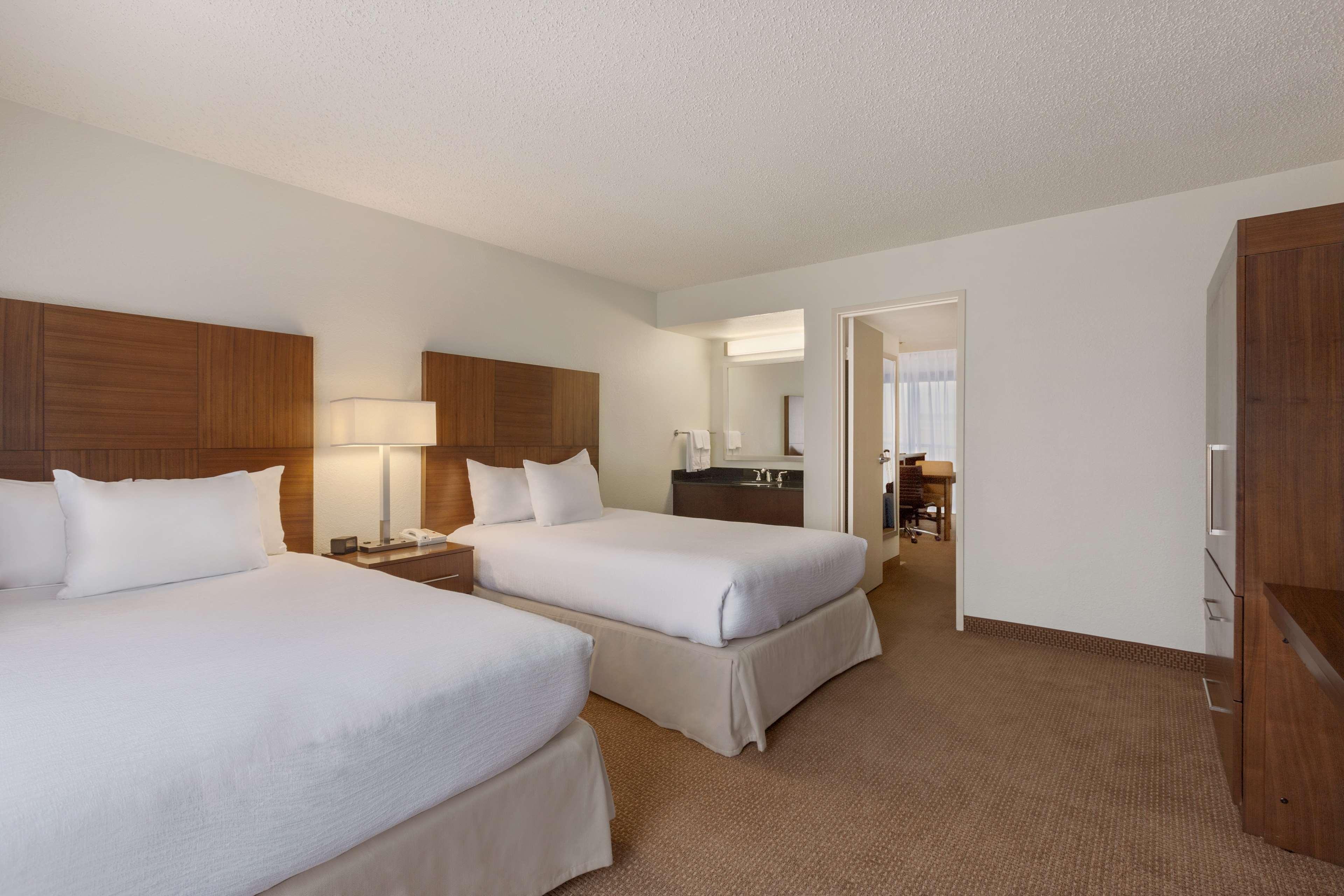 Embassy Suites Baton Rouge Dış mekan fotoğraf