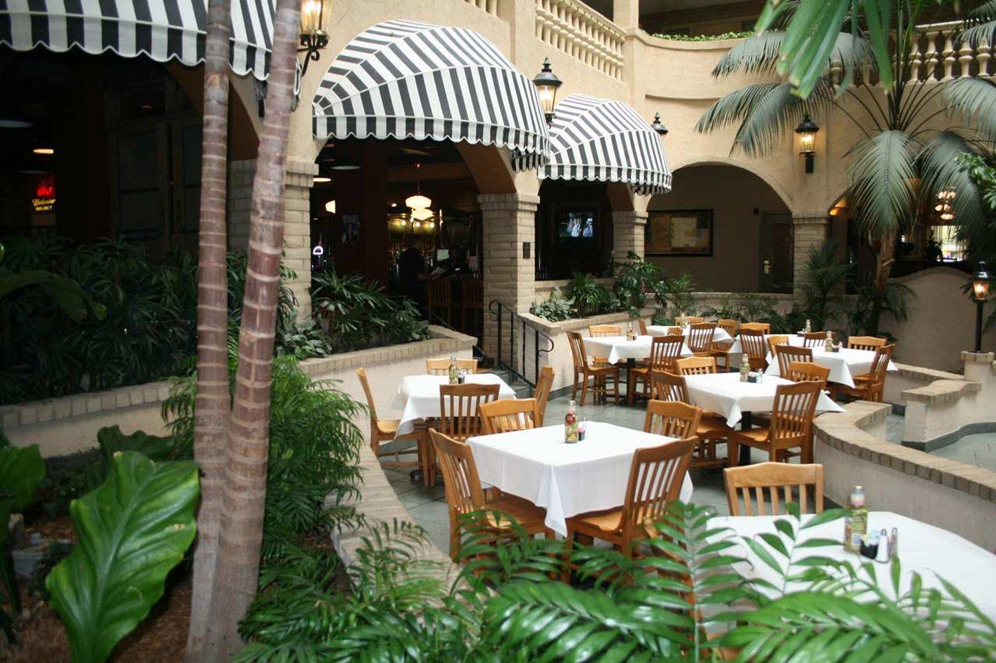 Embassy Suites Baton Rouge Dış mekan fotoğraf